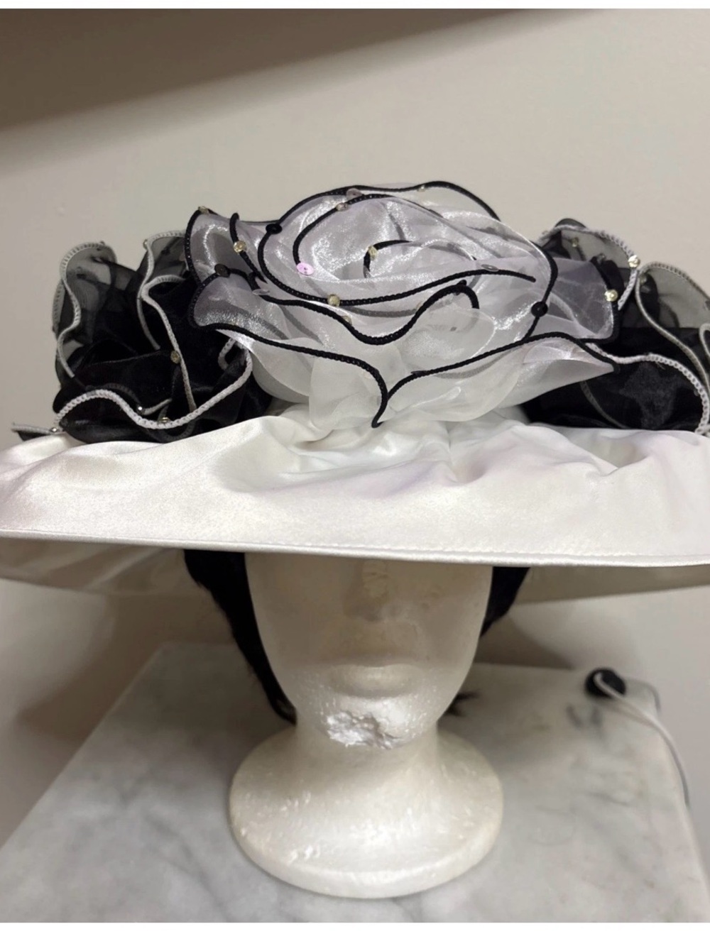 Whittall & Shon Women’s Hat Black and White Wide-Brim Sequin Floral Derby Church